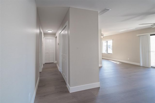 372 MOORINGS COVE DRIVE 372, Tarpon Springs, FL 34689