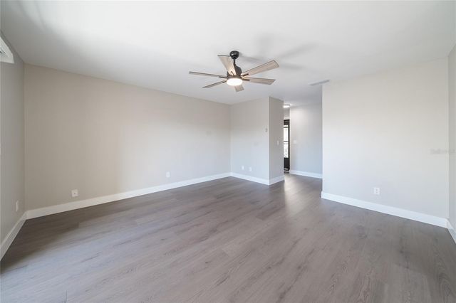 372 MOORINGS COVE DRIVE 372, Tarpon Springs, FL 34689