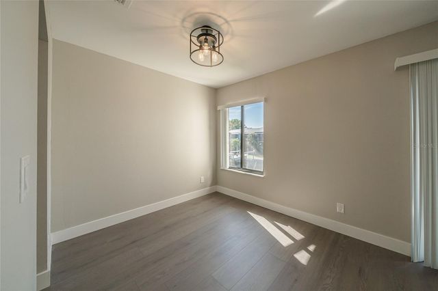 372 MOORINGS COVE DRIVE 372, Tarpon Springs, FL 34689