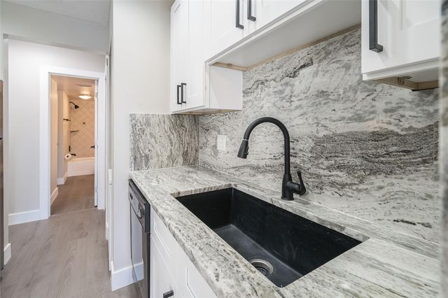 372 MOORINGS COVE DRIVE 372, Tarpon Springs, FL 34689