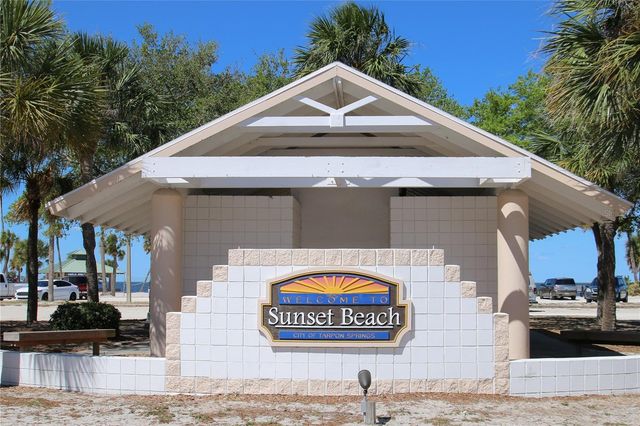 372 MOORINGS COVE DRIVE 372, Tarpon Springs, FL 34689