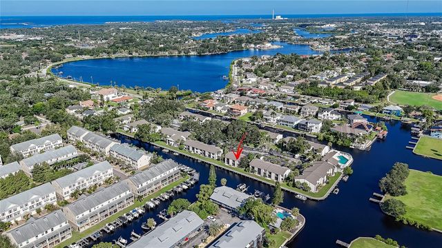 372 MOORINGS COVE DRIVE 372, Tarpon Springs, FL 34689