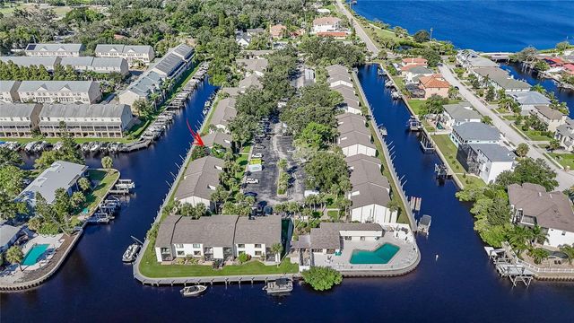 372 MOORINGS COVE DRIVE 372, Tarpon Springs, FL 34689