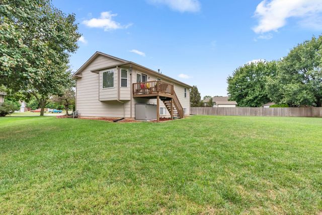 10026 W Haskell Ct, Wichita, KS 67209