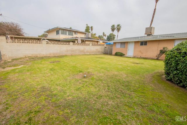 3800 Columbus Street, Bakersfield, CA 93306