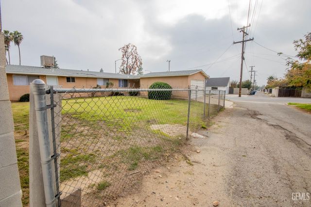 3800 Columbus Street, Bakersfield, CA 93306