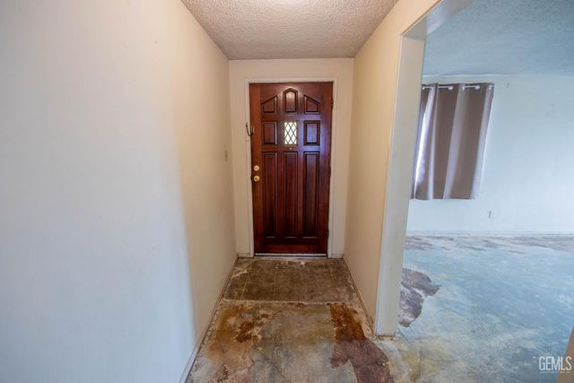 3800 Columbus Street, Bakersfield, CA 93306