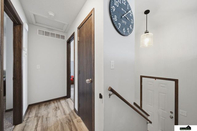 2280 NW 57Th Street, Lincoln, NE 68528