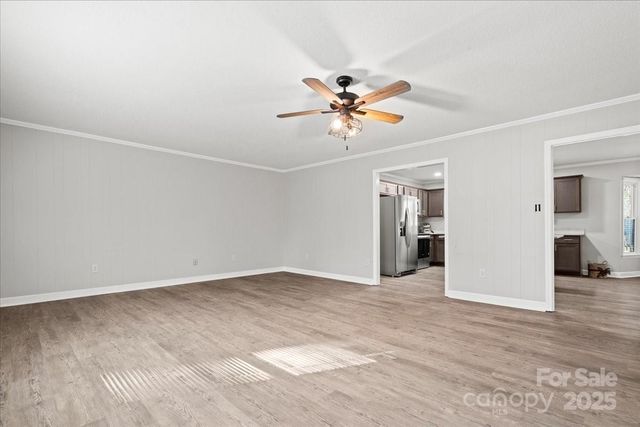 305 Virginia Avenue, Cheraw, SC 29520