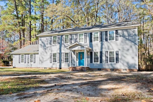 305 Virginia Avenue, Cheraw, SC 29520