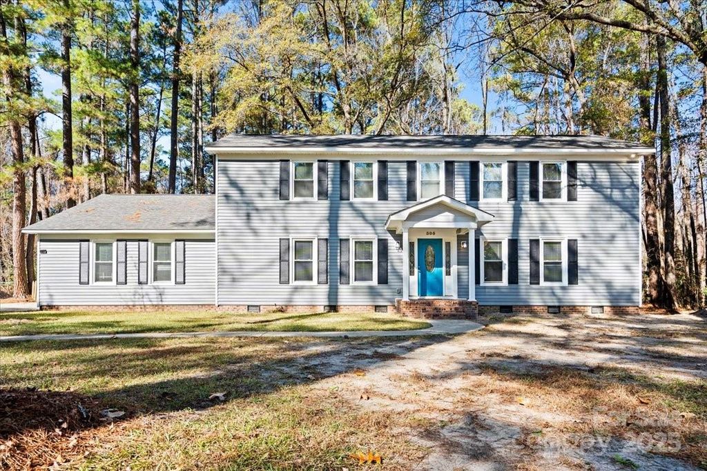 305 Virginia Avenue, Cheraw, SC 29520