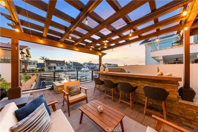 16455 Ladona Circle, Huntington Beach, CA 92649