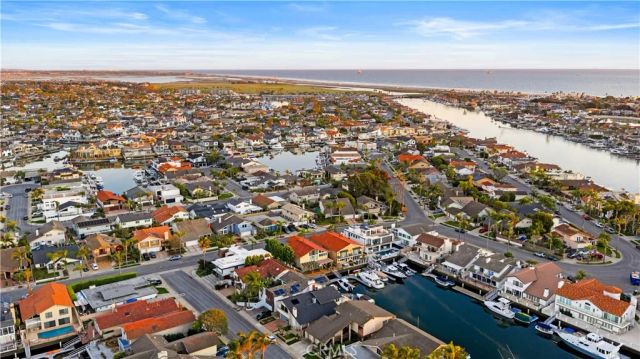 16455 Ladona Circle, Huntington Beach, CA 92649