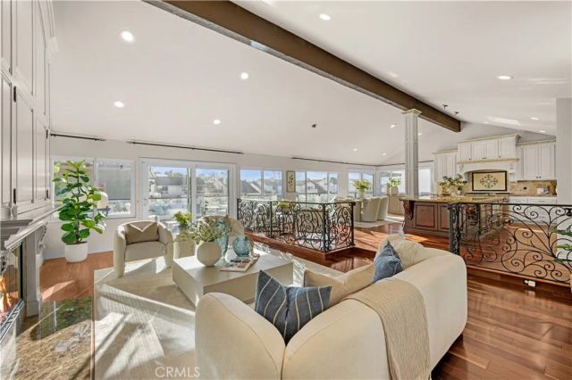 16455 Ladona Circle, Huntington Beach, CA 92649