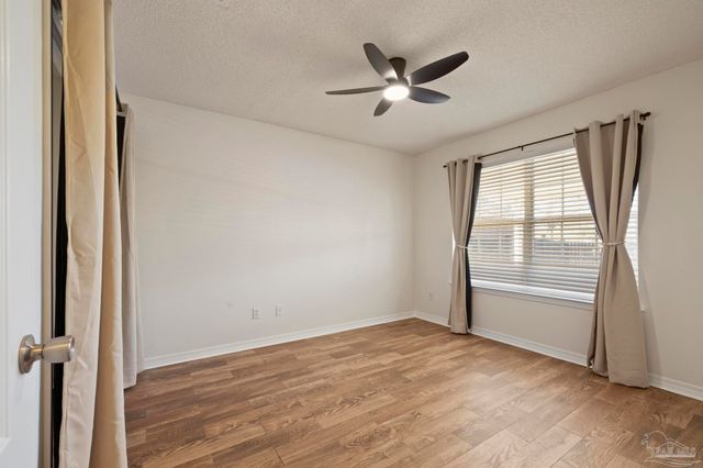 10926 Trellis Ln, Pensacola, FL 32526