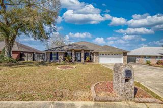 10926 Trellis Ln, Pensacola, FL 32526