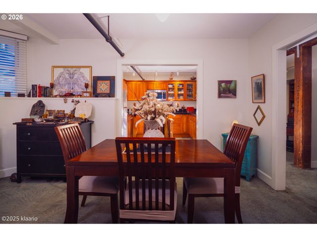 133 Nw 18th Ave 1, Portland, OR 97209