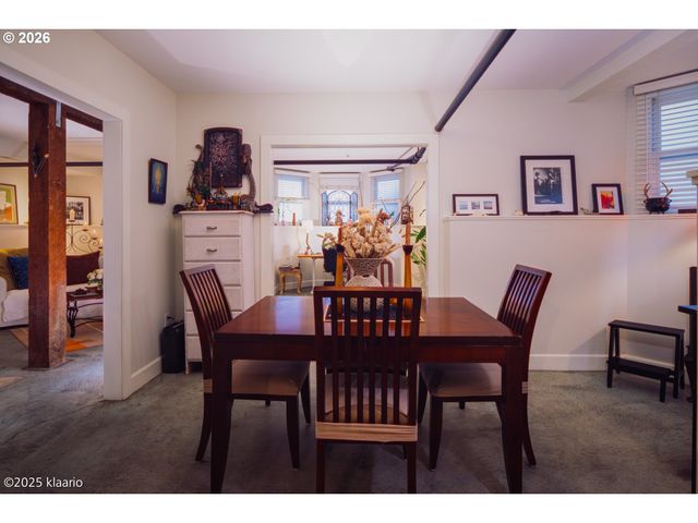 133 Nw 18th Ave 1, Portland, OR 97209