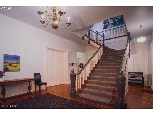 133 Nw 18th Ave 1, Portland, OR 97209