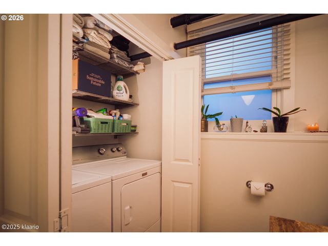 133 Nw 18th Ave 1, Portland, OR 97209