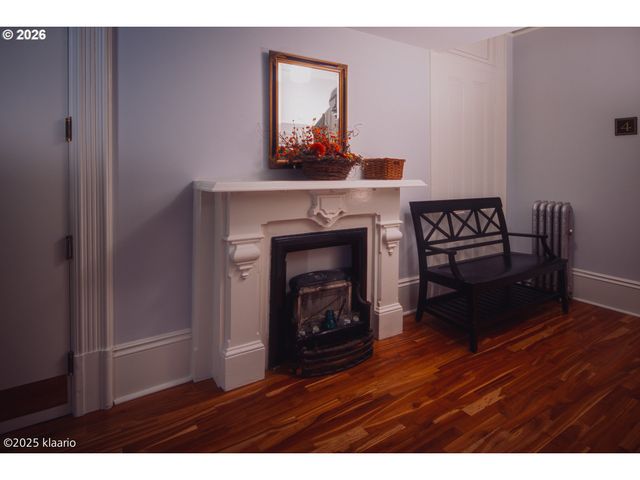 133 Nw 18th Ave 1, Portland, OR 97209