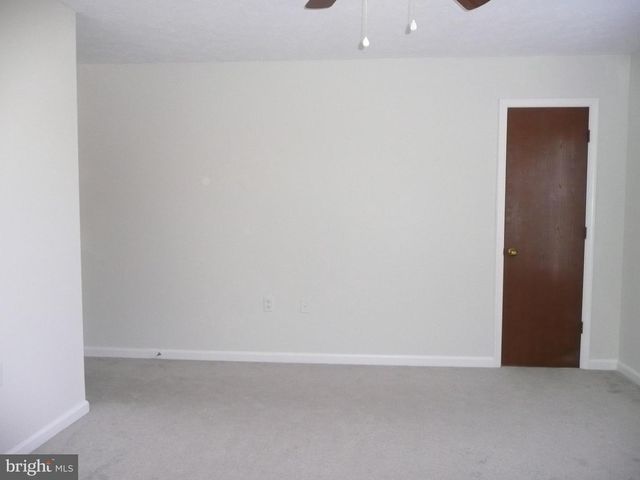 255 WATERFORD LN, Winchester, VA 22602