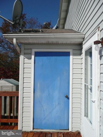 255 WATERFORD LN, Winchester, VA 22602