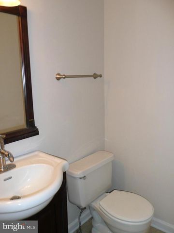 255 WATERFORD LN, Winchester, VA 22602