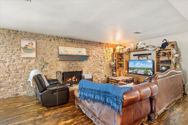 5506 Cortez Drive, Granbury, TX 76049