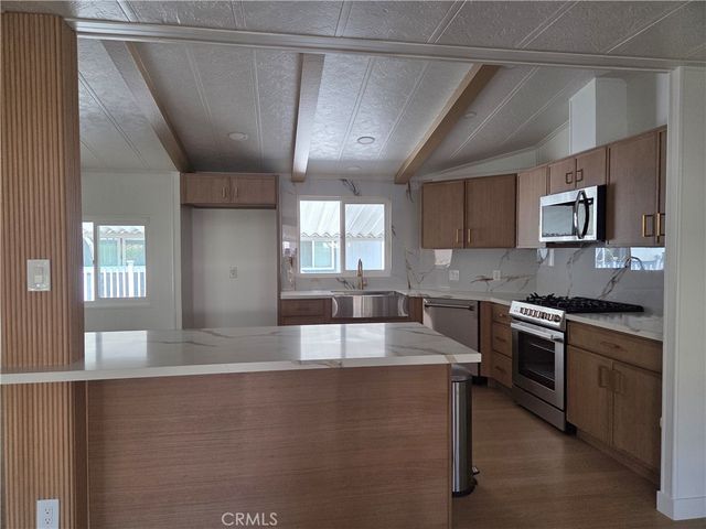 1456 E Philadelphia St Spc 424, Ontario, CA 91761