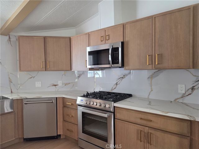 1456 E Philadelphia St Spc 424, Ontario, CA 91761