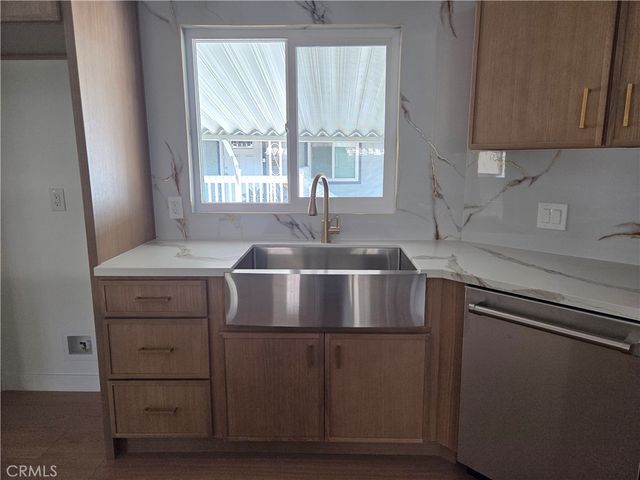 1456 E Philadelphia St Spc 424, Ontario, CA 91761