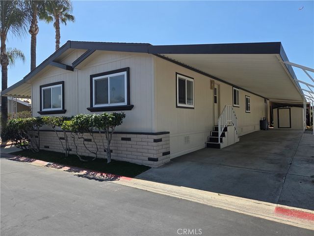 1456 E Philadelphia St Spc 424, Ontario, CA 91761