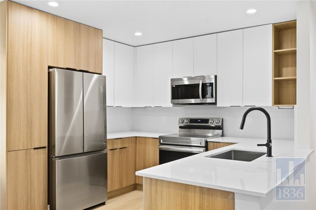 5304 Saint Georges GRN B, Austin, TX 78745