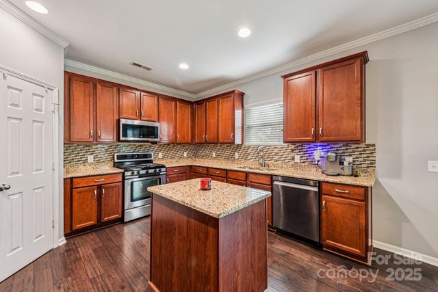 8826 Gray Willow Road, Charlotte, NC 28227