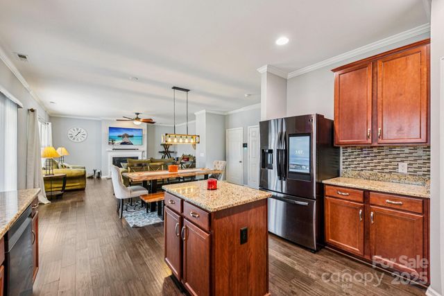 8826 Gray Willow Road, Charlotte, NC 28227