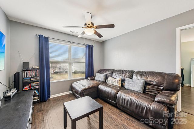 8826 Gray Willow Road, Charlotte, NC 28227