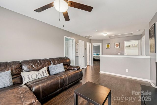 8826 Gray Willow Road, Charlotte, NC 28227