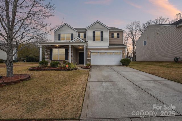 8826 Gray Willow Road, Charlotte, NC 28227