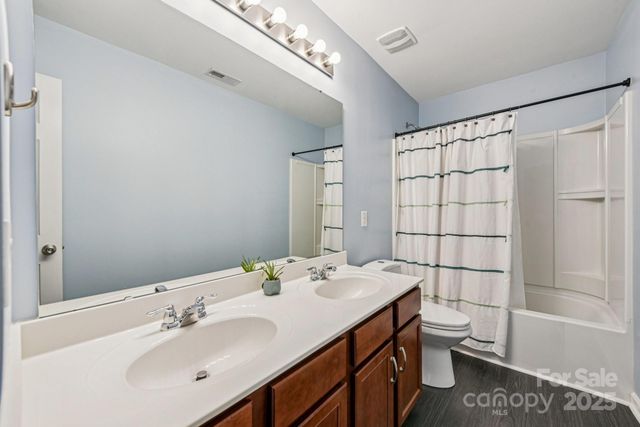 8826 Gray Willow Road, Charlotte, NC 28227