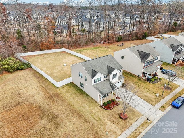 8826 Gray Willow Road, Charlotte, NC 28227