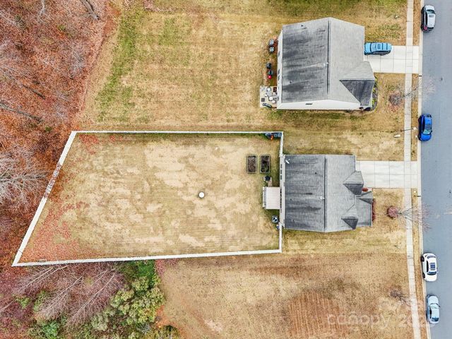 8826 Gray Willow Road, Charlotte, NC 28227