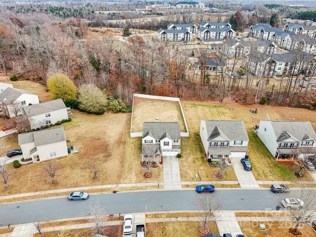 8826 Gray Willow Road, Charlotte, NC 28227