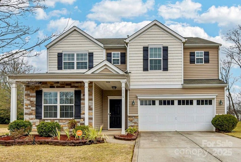 8826 Gray Willow Road, Charlotte, NC 28227