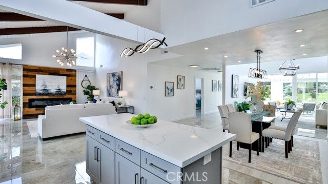 16602 Wellington Circle C-2, Huntington Beach, CA 92649
