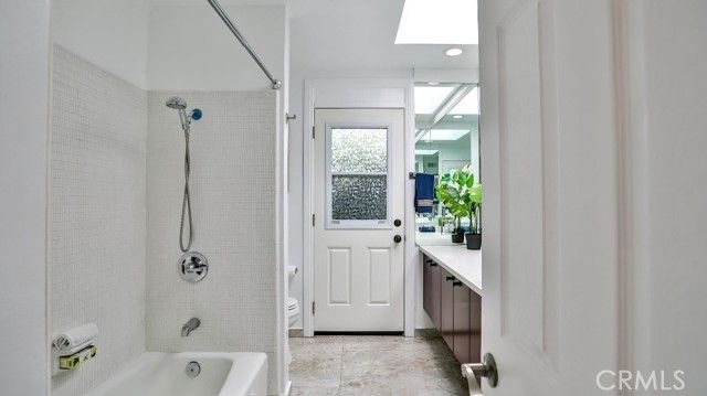 16602 Wellington Circle C-2, Huntington Beach, CA 92649