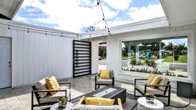 16602 Wellington Circle C-2, Huntington Beach, CA 92649