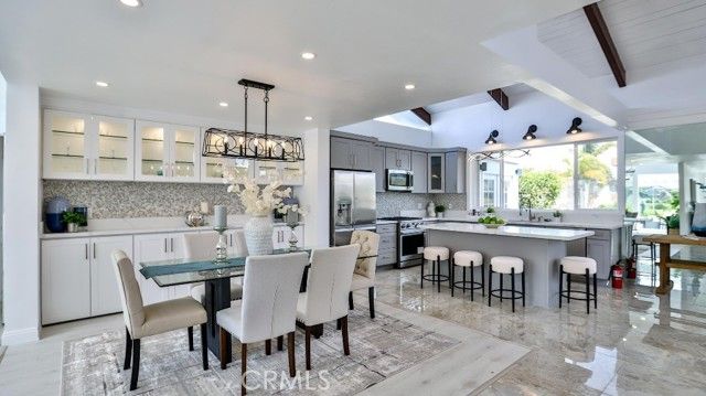 16602 Wellington Circle C-2, Huntington Beach, CA 92649