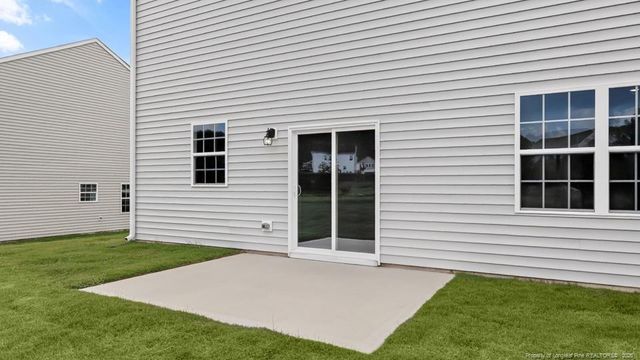 713 Lazy Elm Lane, Aberdeen, NC 28315