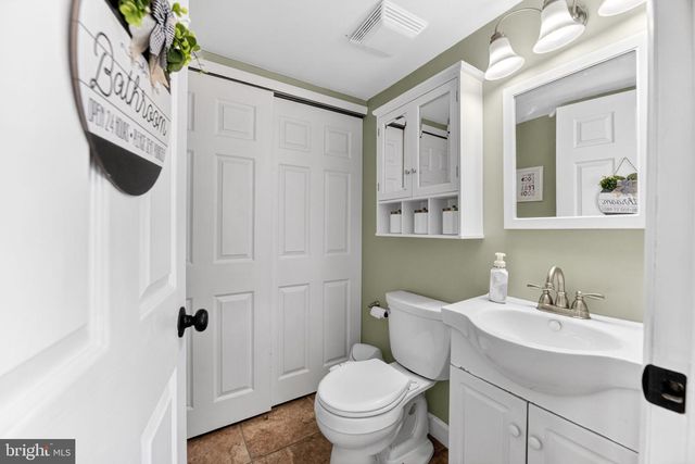 5725 CAVALIER CT, Bensalem, PA 19020